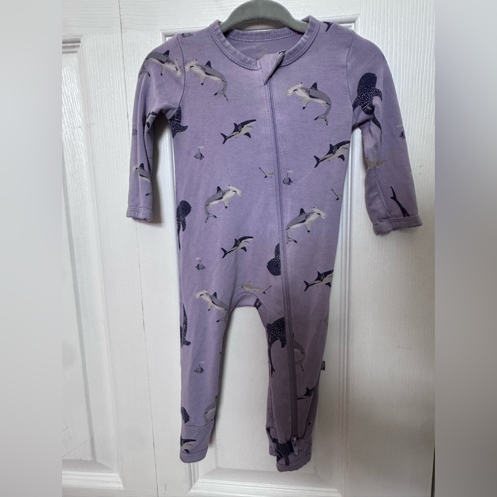 Kyte BABY Taro Shark 3/6 romper